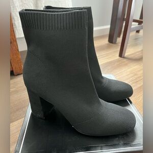 MIA sock booties